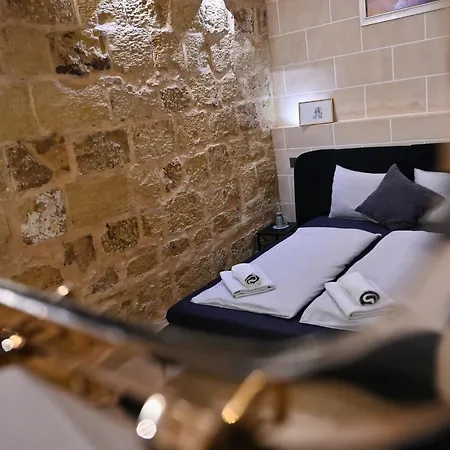 Il-kastell - Not Only For Royals