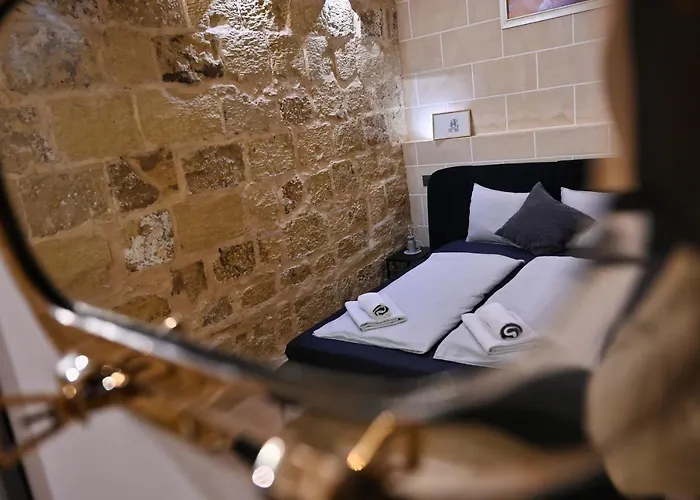 Il-kastell - Not Only For Royals